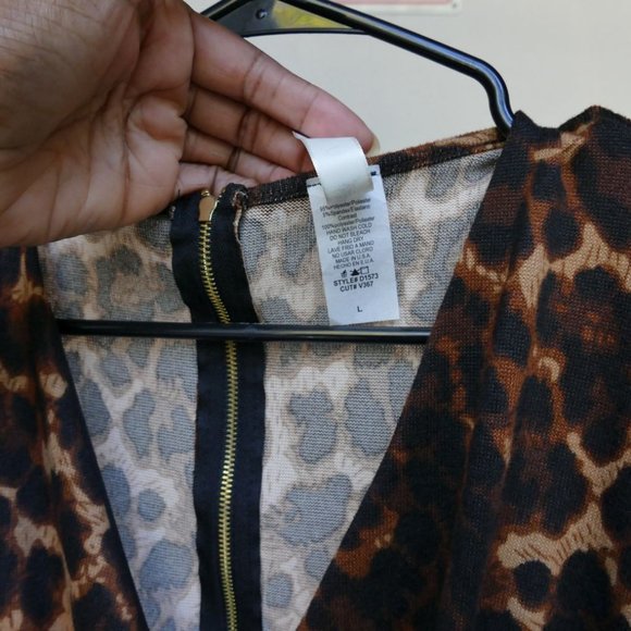 Cheetah Print Zipper Back Jump Suit Drama Sleeves - Picture 11 of 13